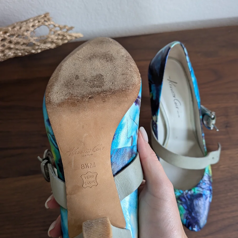 Kenneth Cole New York 100% Leather Hand Painted Heels (Size 8.5) - Picture 4 of 12